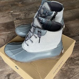 Sperry duck boots. Size 7